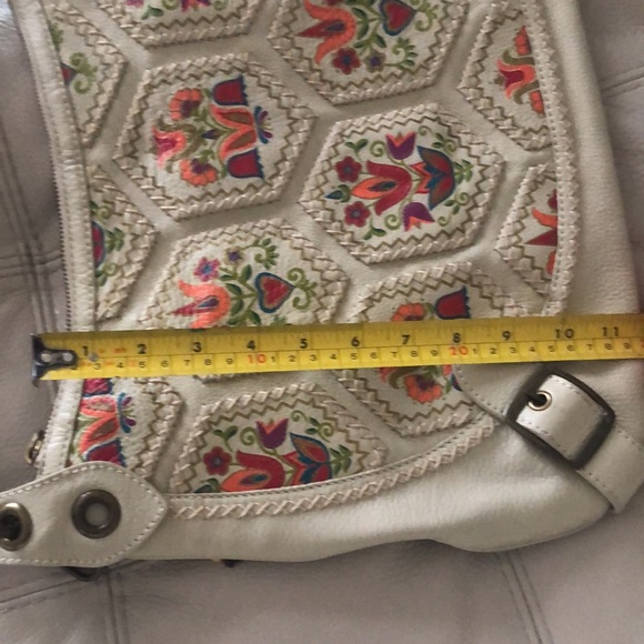 Isabella Fiore shoulder bag. - Picture 5 of 5